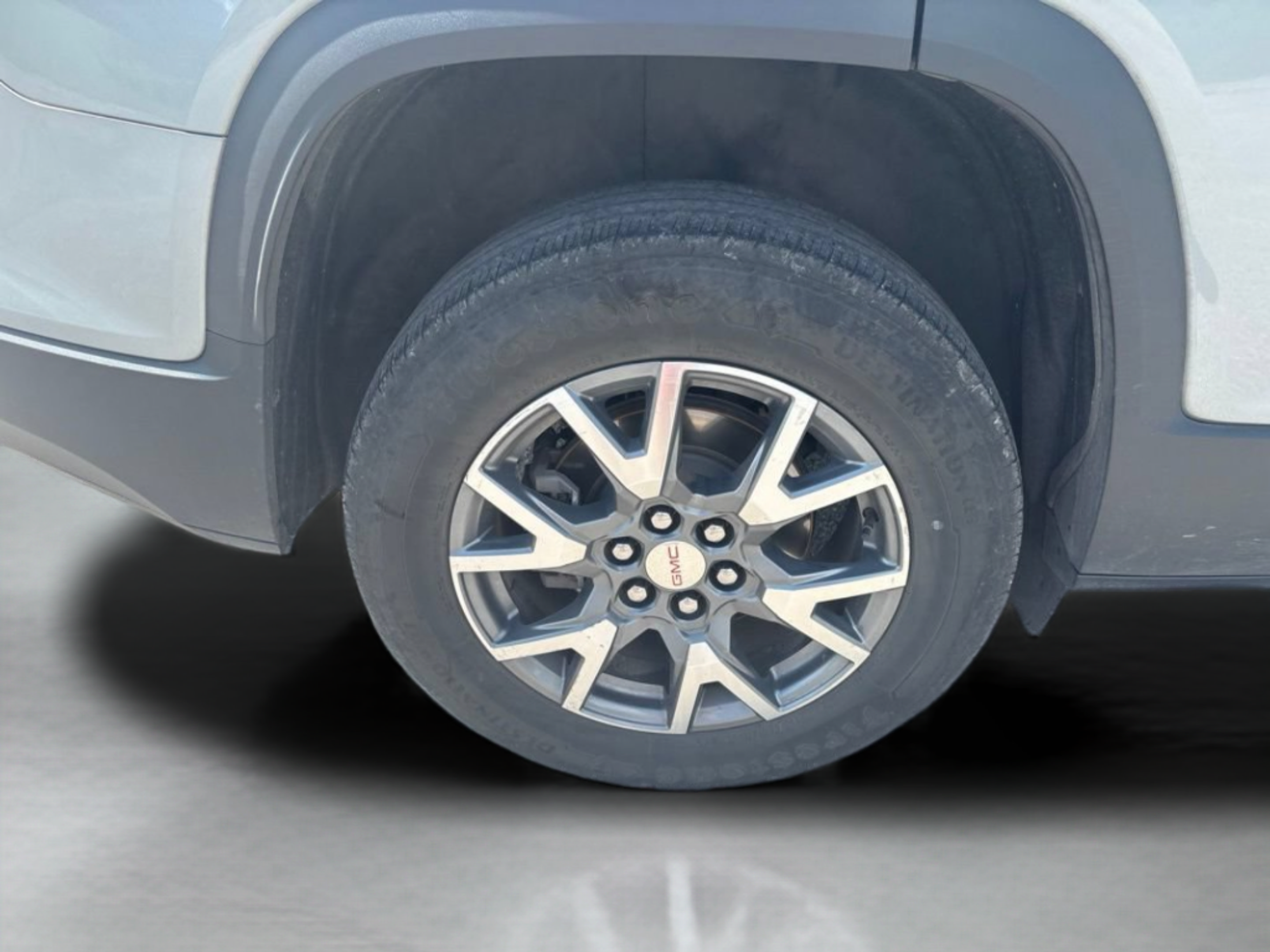Used 2023 GMC Acadia SLT w/ Preferred Package FWD image 38