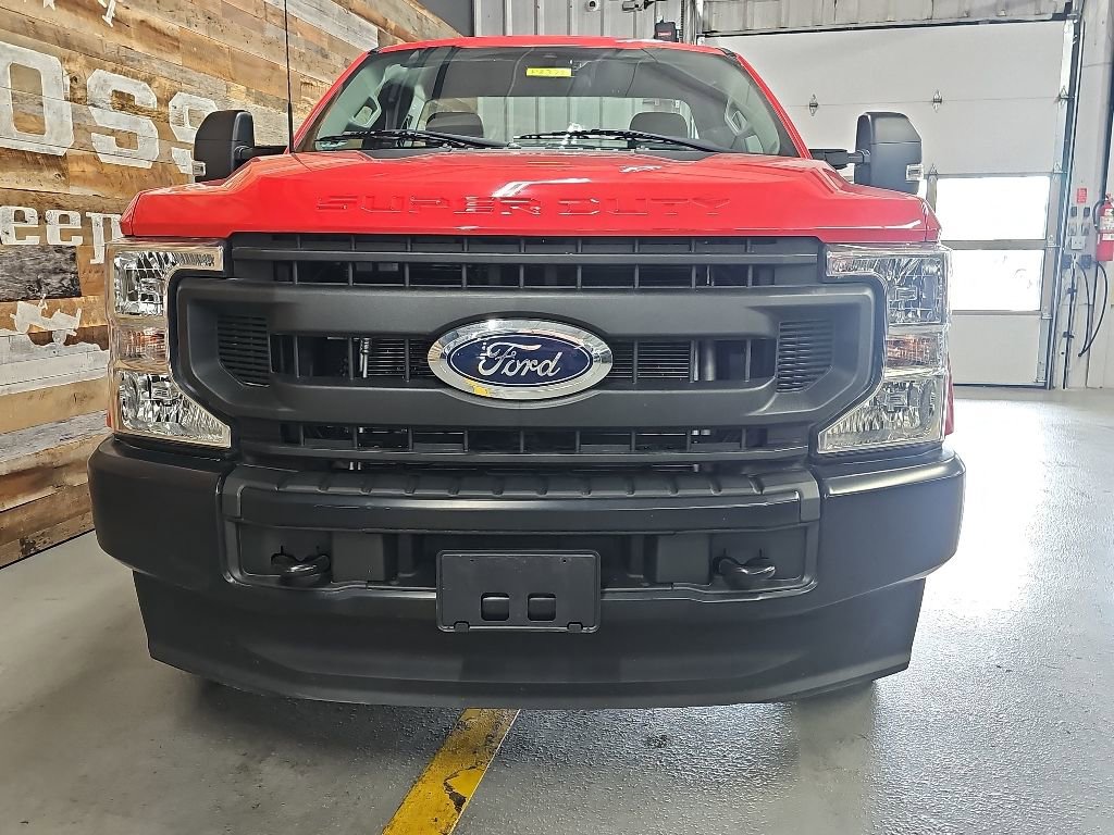 Used 2022 Ford F250 XL w/ Power Equipment Group AWD/4WD image 3