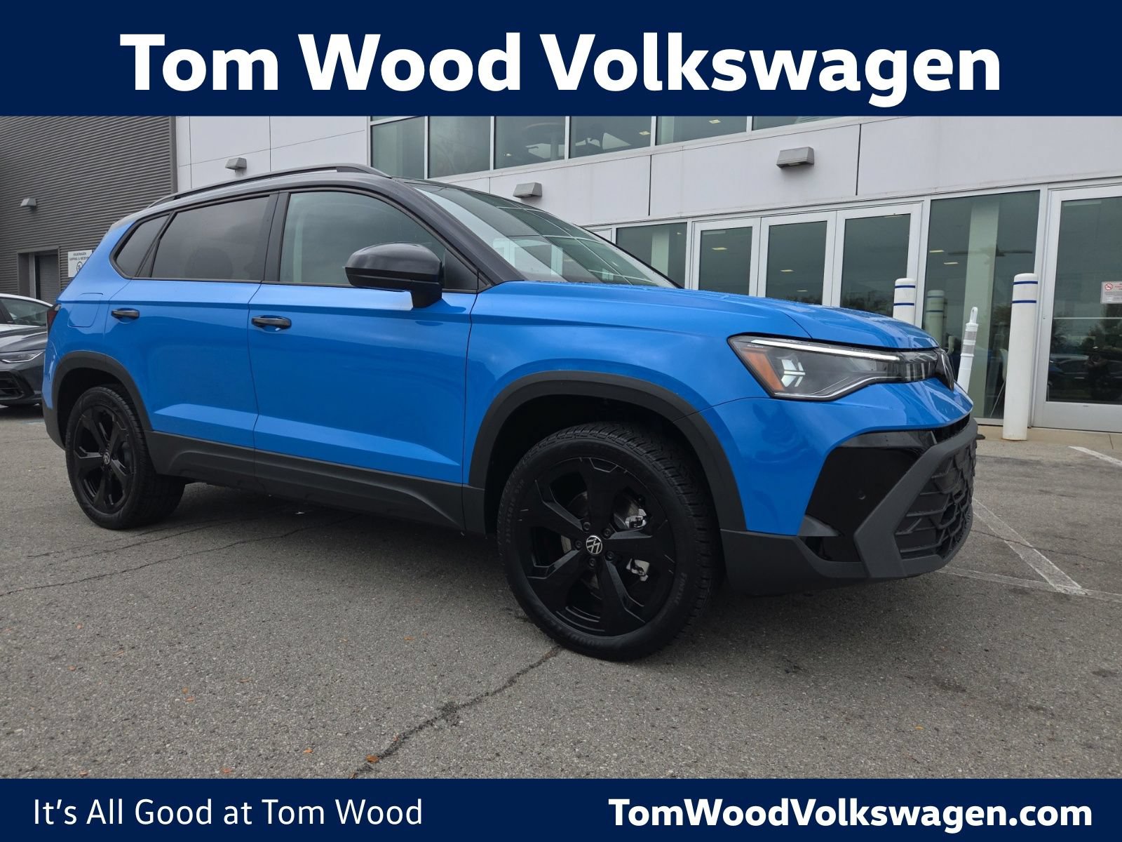 New 2027 Volkswagen Taos SE AWD/4WD image 1