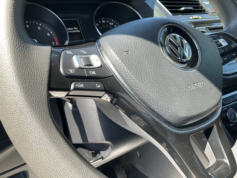 Used 2018 Volkswagen Tiguan S AWD/4WD image 23