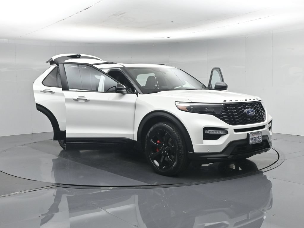 Used 2024 Ford Explorer ST w/ Equipment Group 401A AWD/4WD image 39