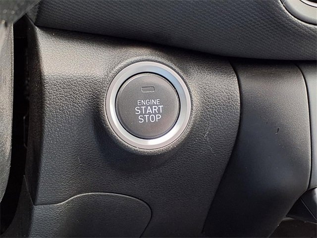 Used 2023 Hyundai Kona Limited image 17
