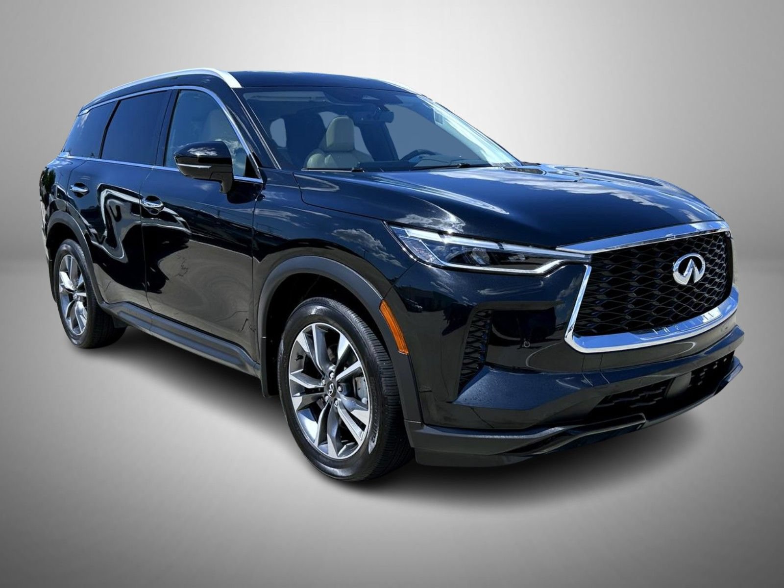 Certified 2023 INFINITI QX60 Luxe w/ Cargo Package AWD/4WD image 3