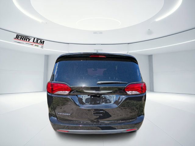 New 2026 Chrysler Voyager LX FWD image 4