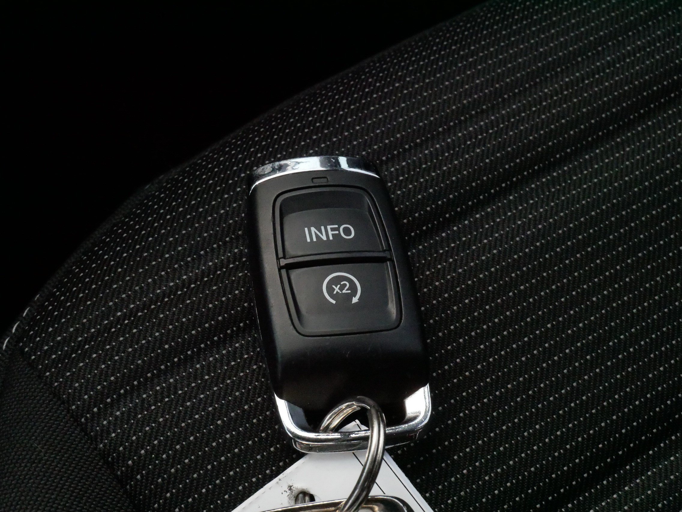 Used 2022 Volkswagen Tiguan S AWD/4WD image 32