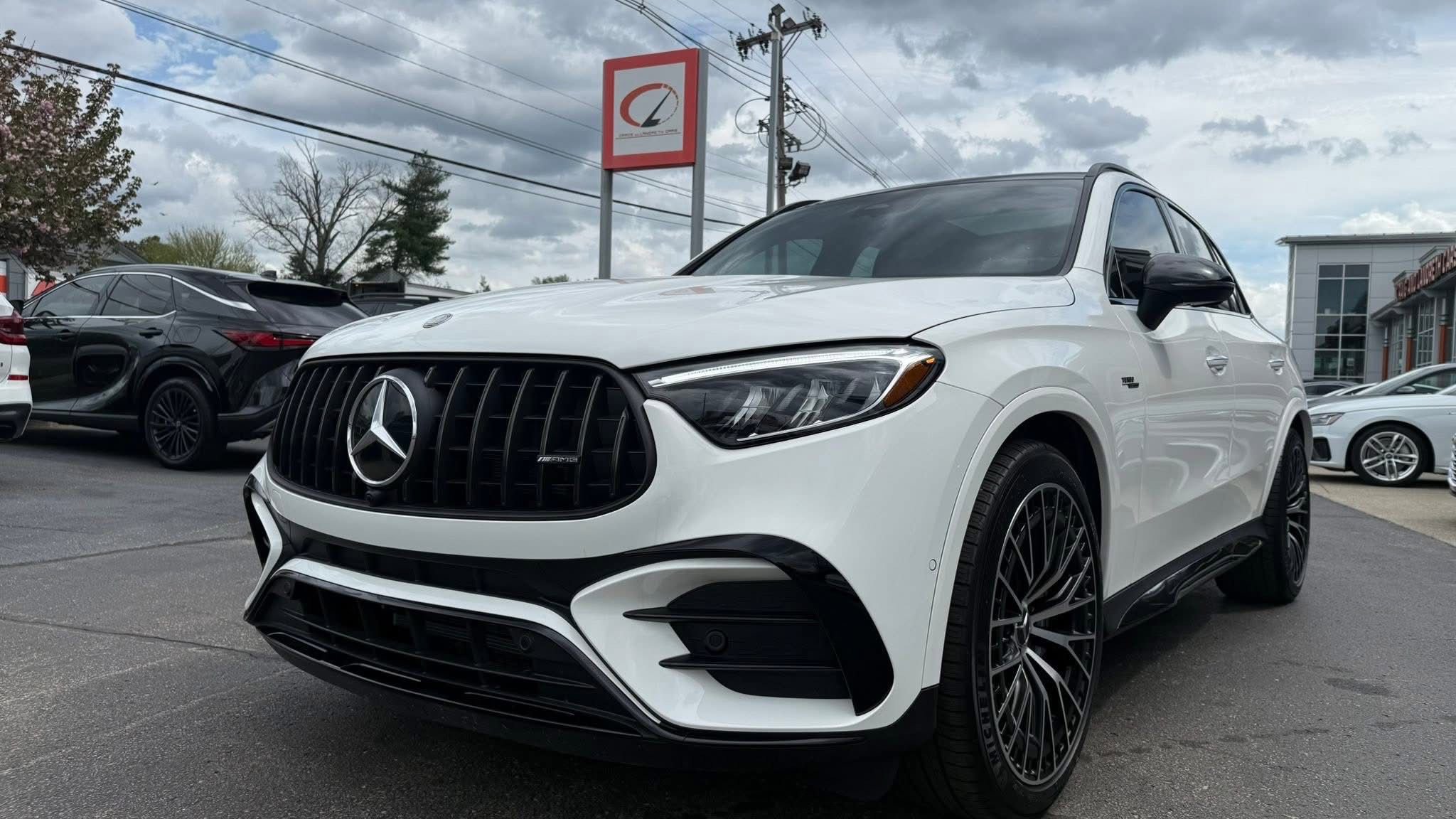 Used 2026 Mercedes-Benz GLC 43 AMG 4MATIC image 42