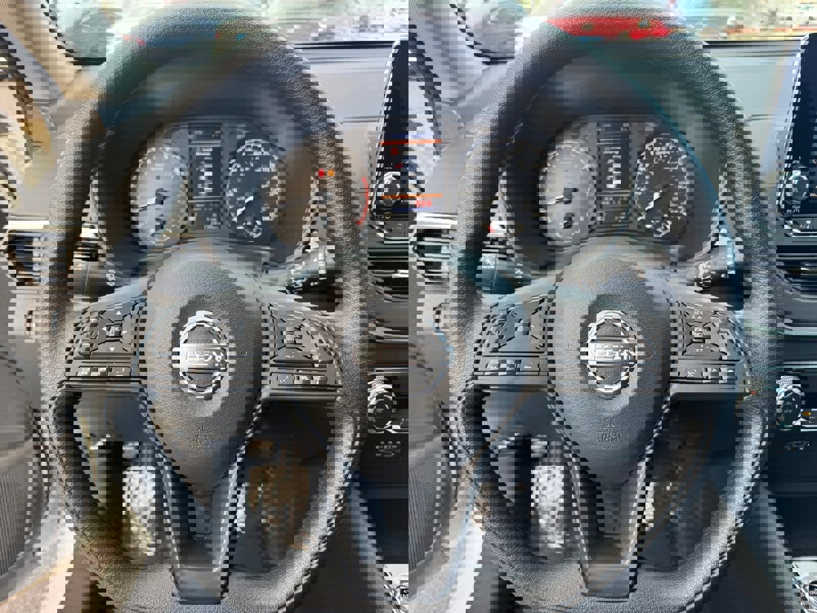 Used 2025 Nissan Altima 2.5 S image 23