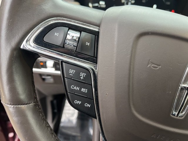 Used 2023 Lincoln Nautilus Reserve image 24