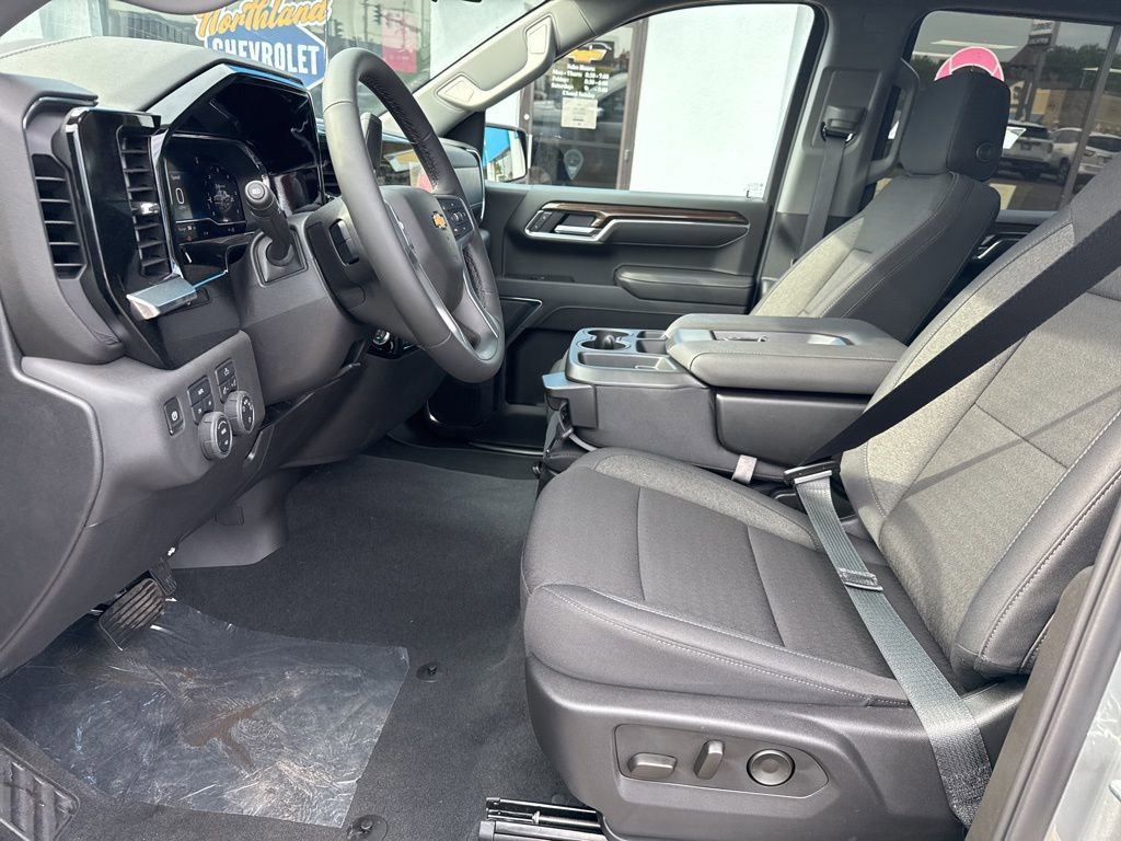 New 2025 Chevrolet Silverado 1500 LT w/ Convenience Package II image 12