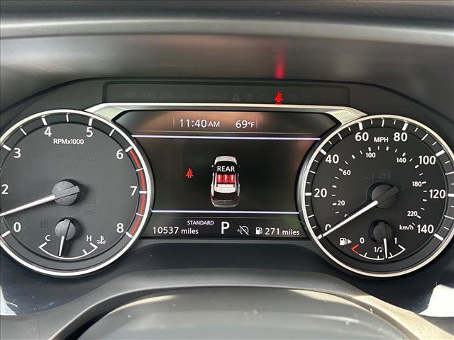 Used 2025 Nissan Rogue SV image 14