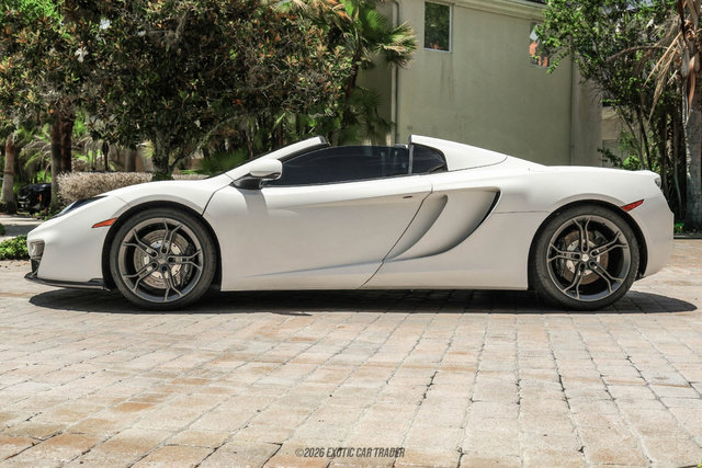 Used 2014 McLaren MP4-12C Spider RWD image 3