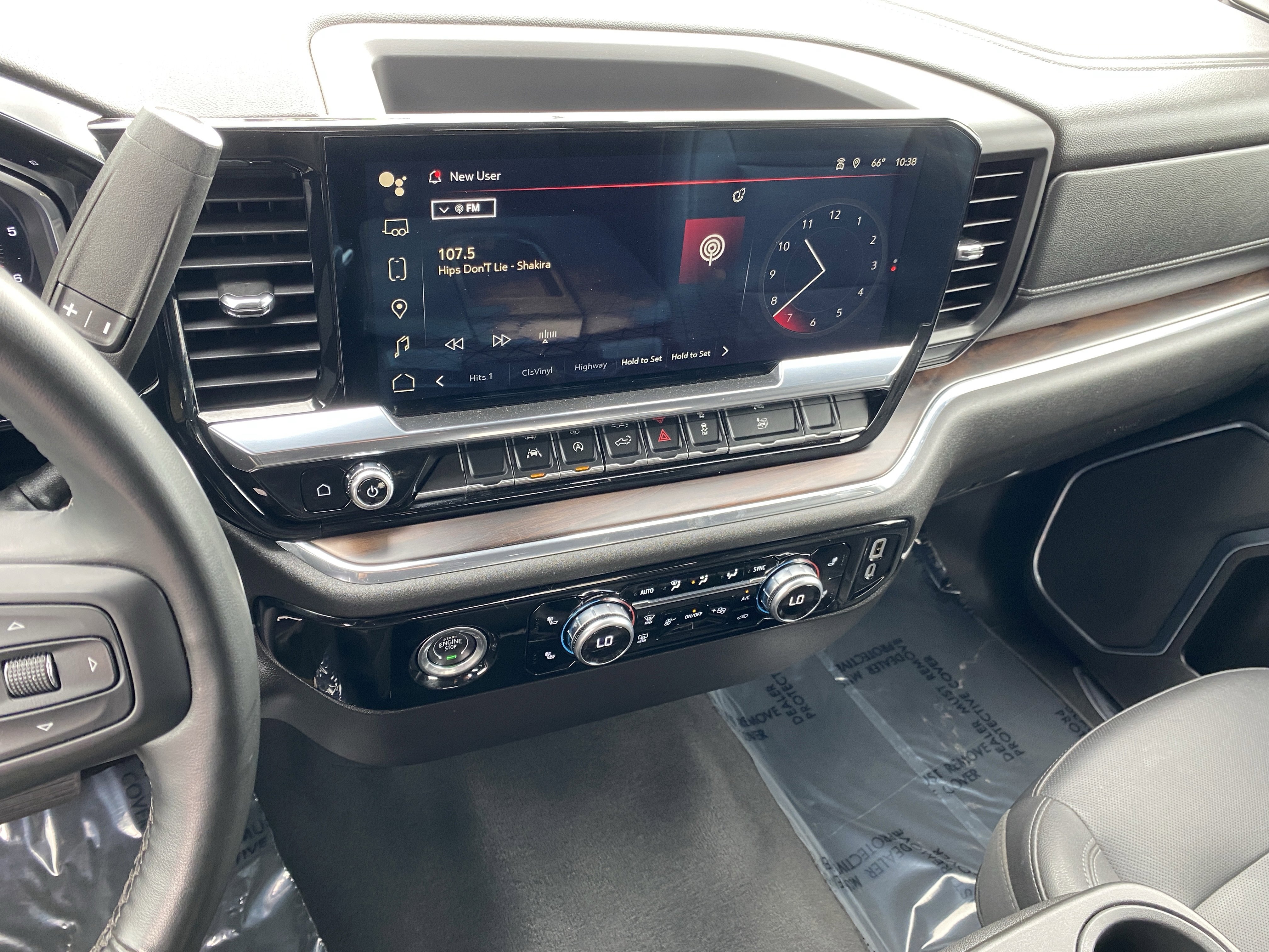 Used 2024 GMC Sierra 1500 SLT image 19