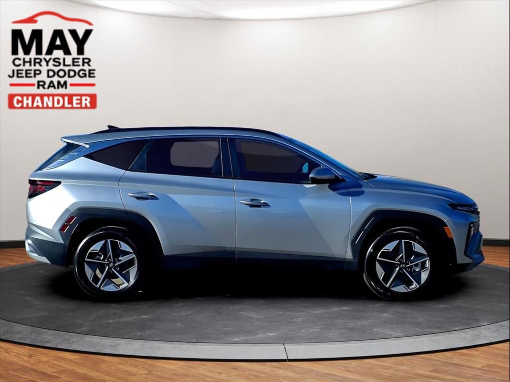 Used 2025 Hyundai Tucson SEL image 2
