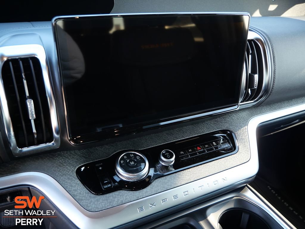 New 2026 Ford Expedition Tremor image 15