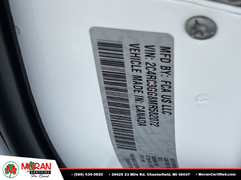 Used 2021 Chrysler Pacifica Limited AWD/4WD image 19