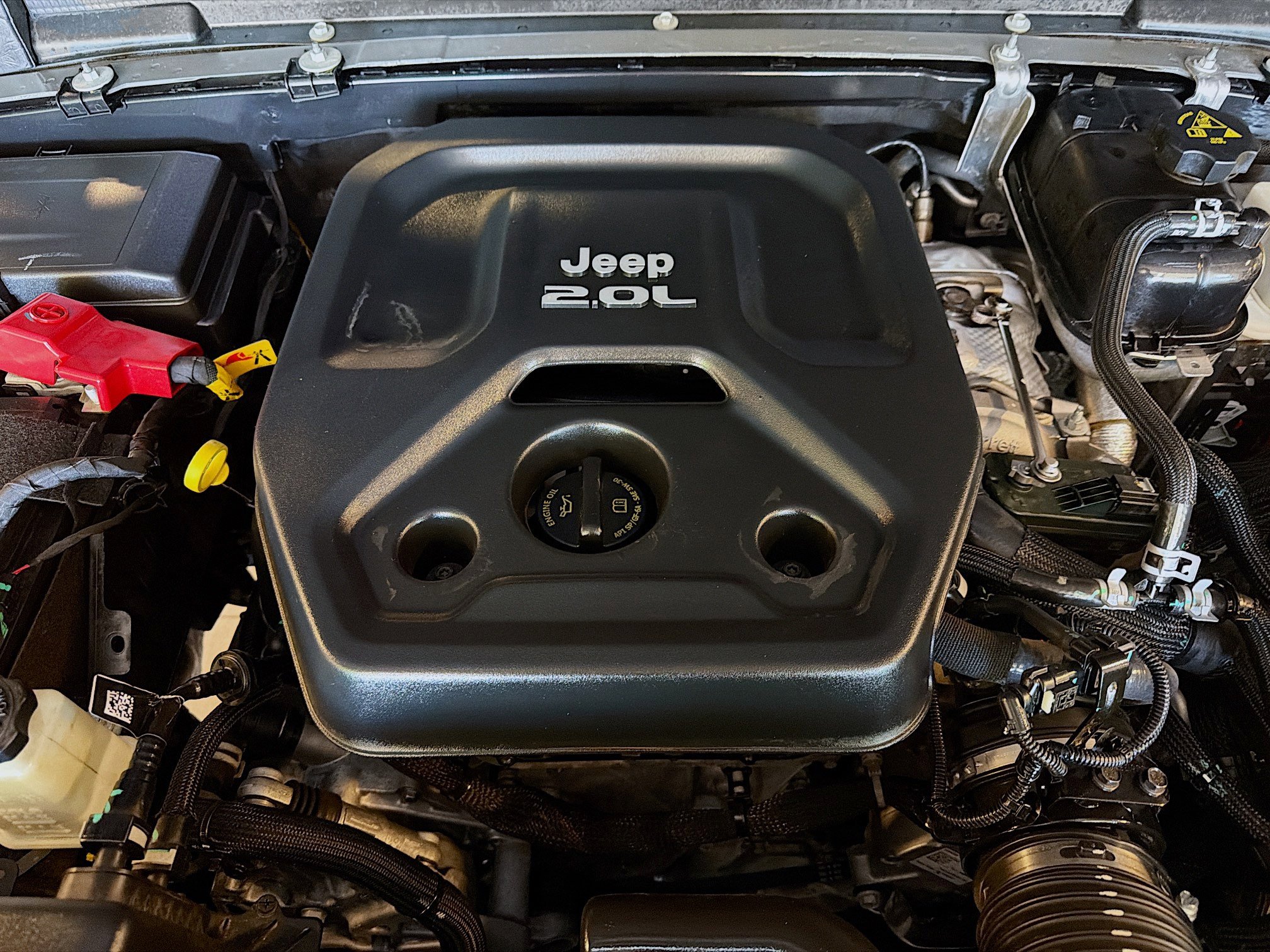 Used 2022 Jeep Wrangler Unlimited Sahara AWD/4WD image 32