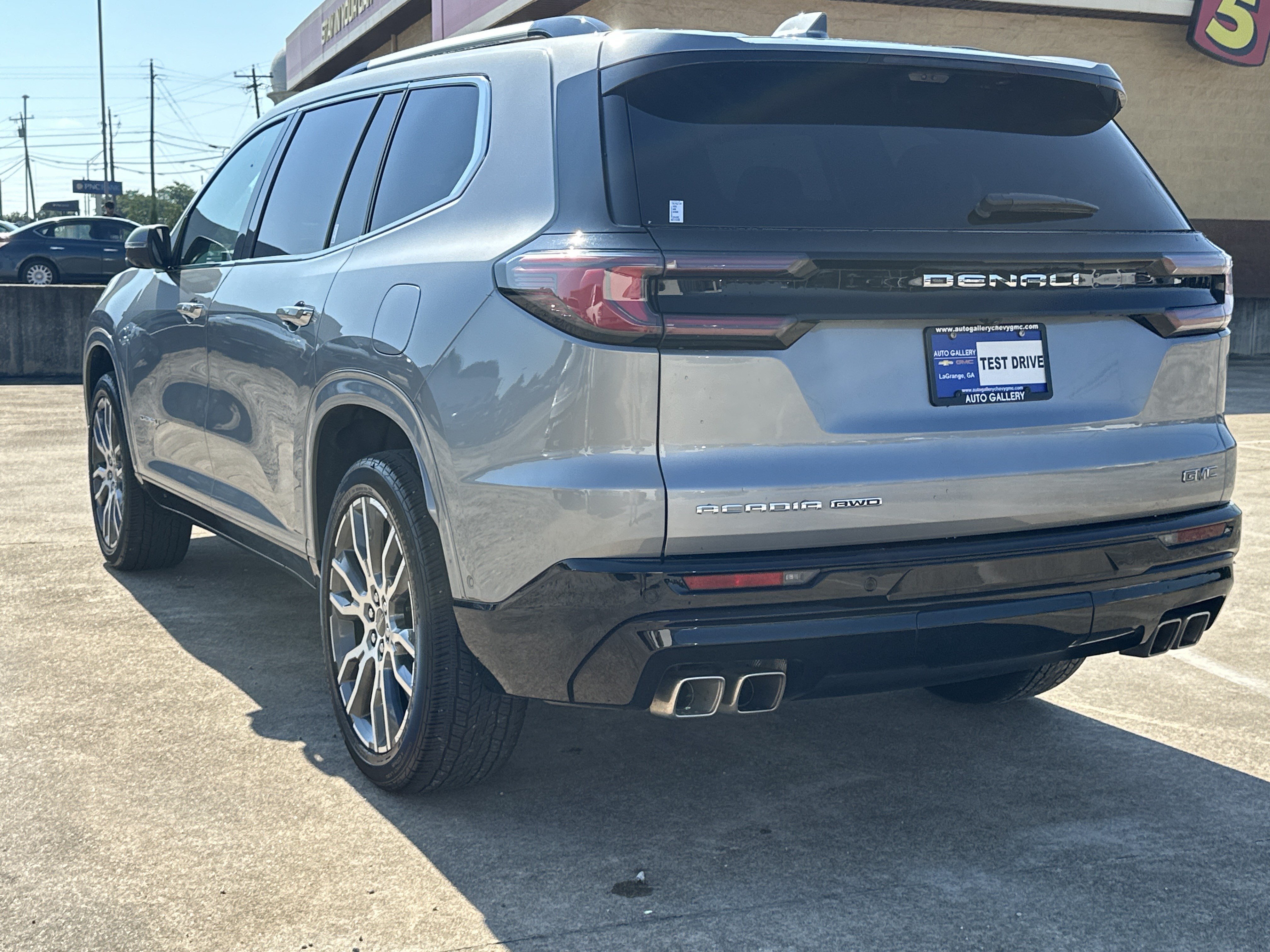 Certified 2026 GMC Acadia Denali Ultimate w/ LPO, All-Weather Package AWD/4WD image 8