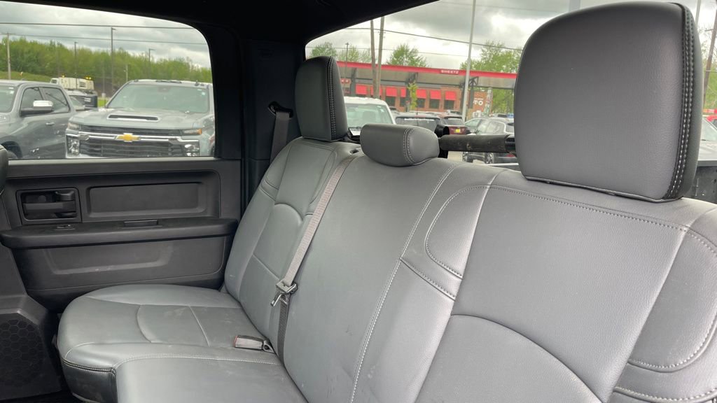 Used 2021 RAM 3500 Tradesman w/ Chrome Appearance Group AWD/4WD image 13
