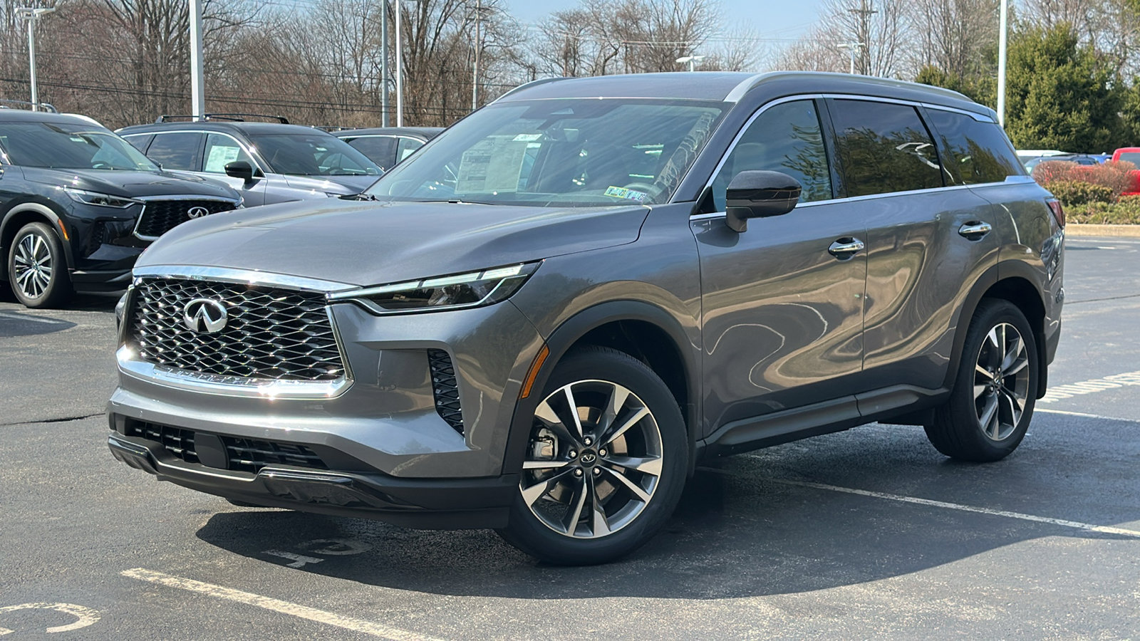 New 2025 INFINITI QX60 Luxe w/ Lighting Package (N94)