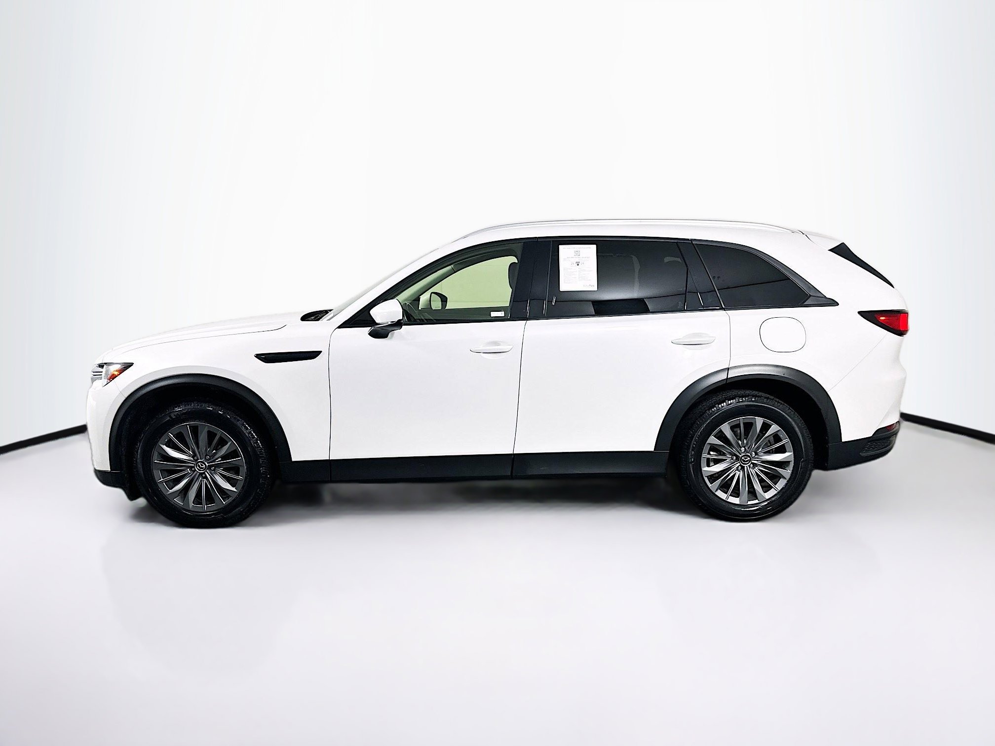 Used 2024 MAZDA CX-90 3.3 Turbo w/ Preferred Plus image 4