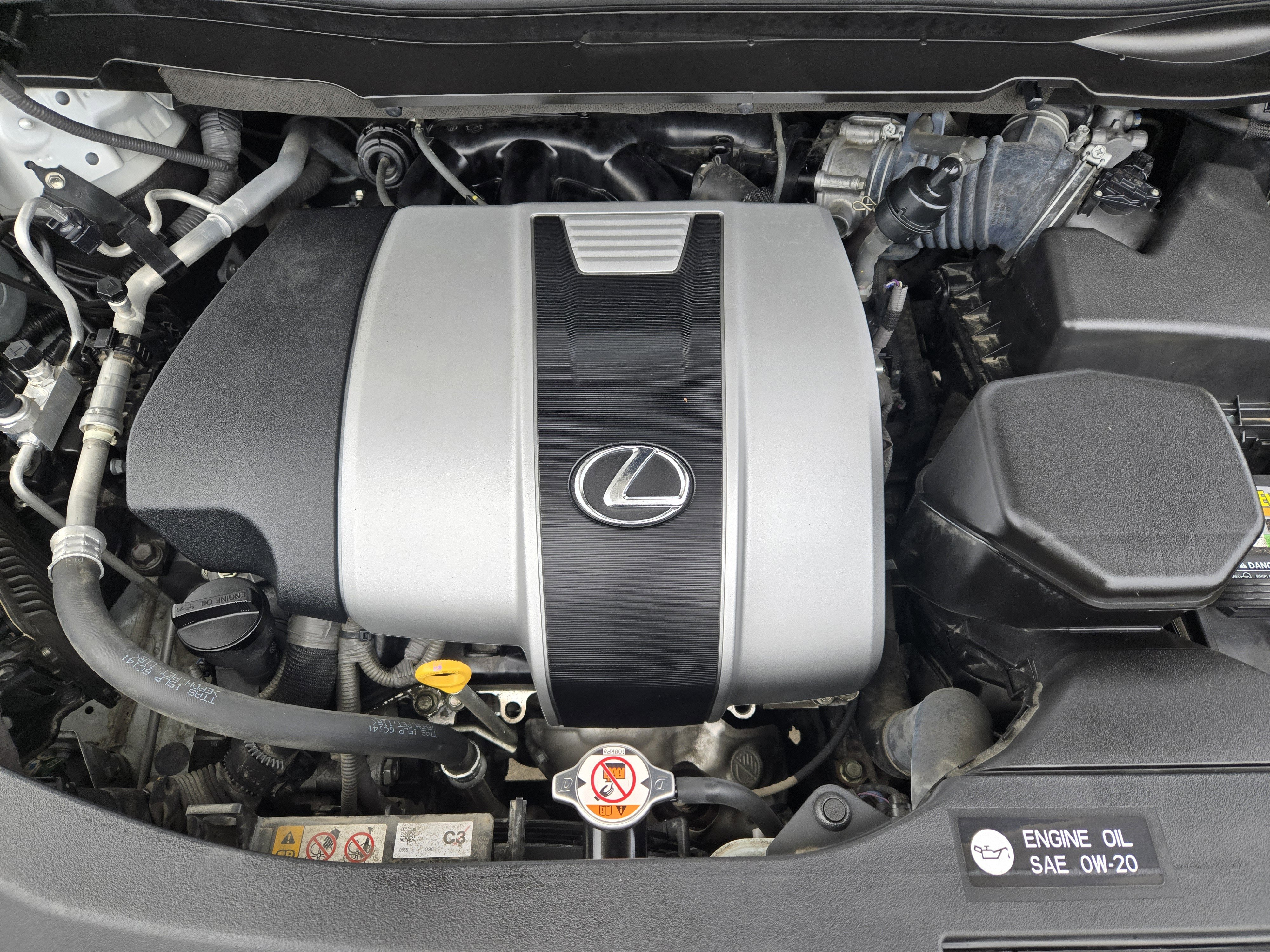 Used 2020 Lexus RX 350L Luxury image 41