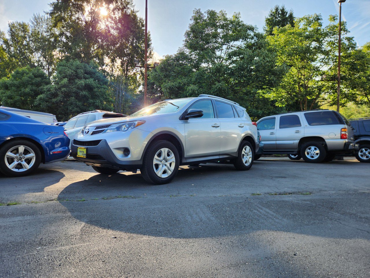 Used 2015 Toyota RAV4 LE AWD/4WD image 18