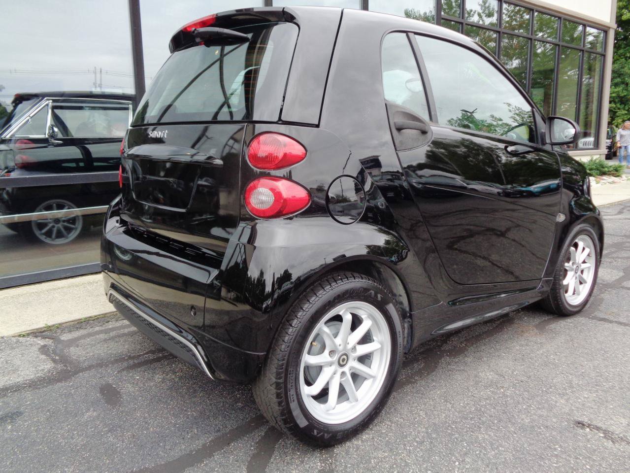 Used 2016 smart fortwo electric drive RWD image 5