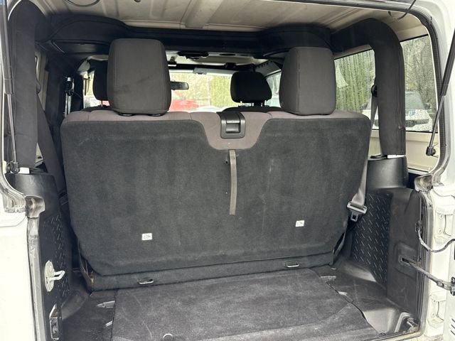 Used 2017 Jeep Wrangler Sport image 8