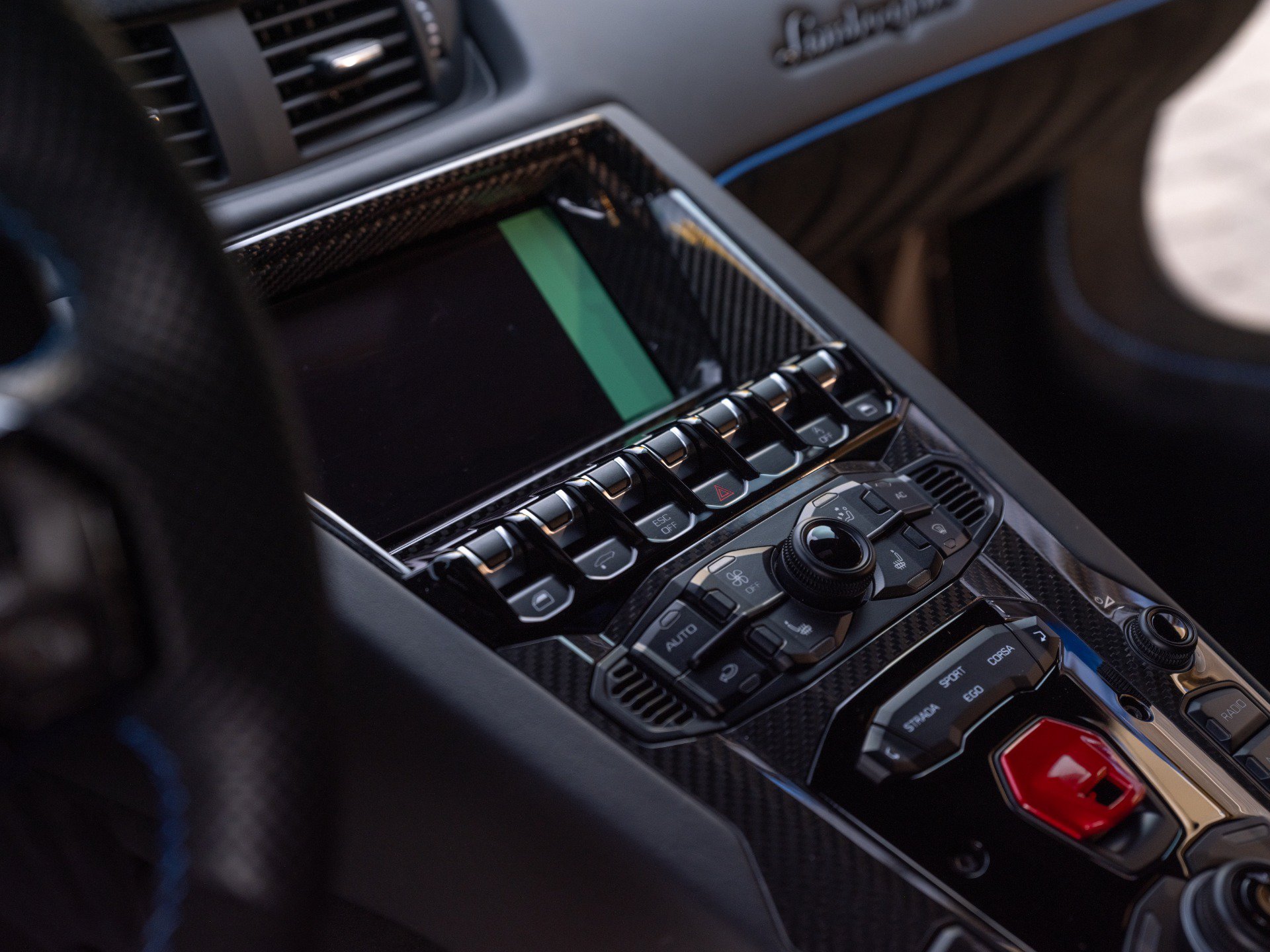 Used 2020 Lamborghini Aventador SVJ AWD/4WD image 40