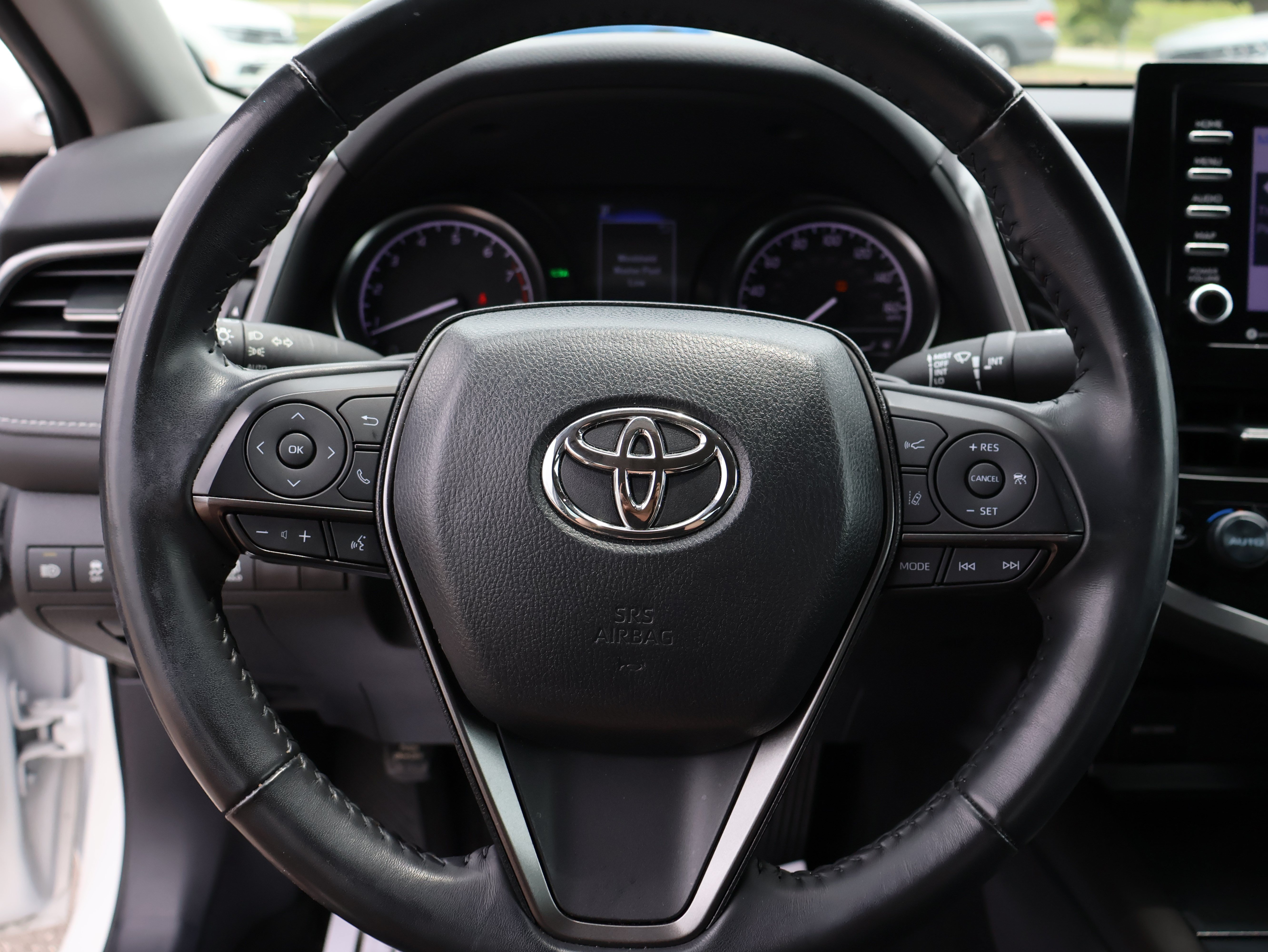 Used 2024 Toyota Camry SE w/ Convenience Package FWD image 35