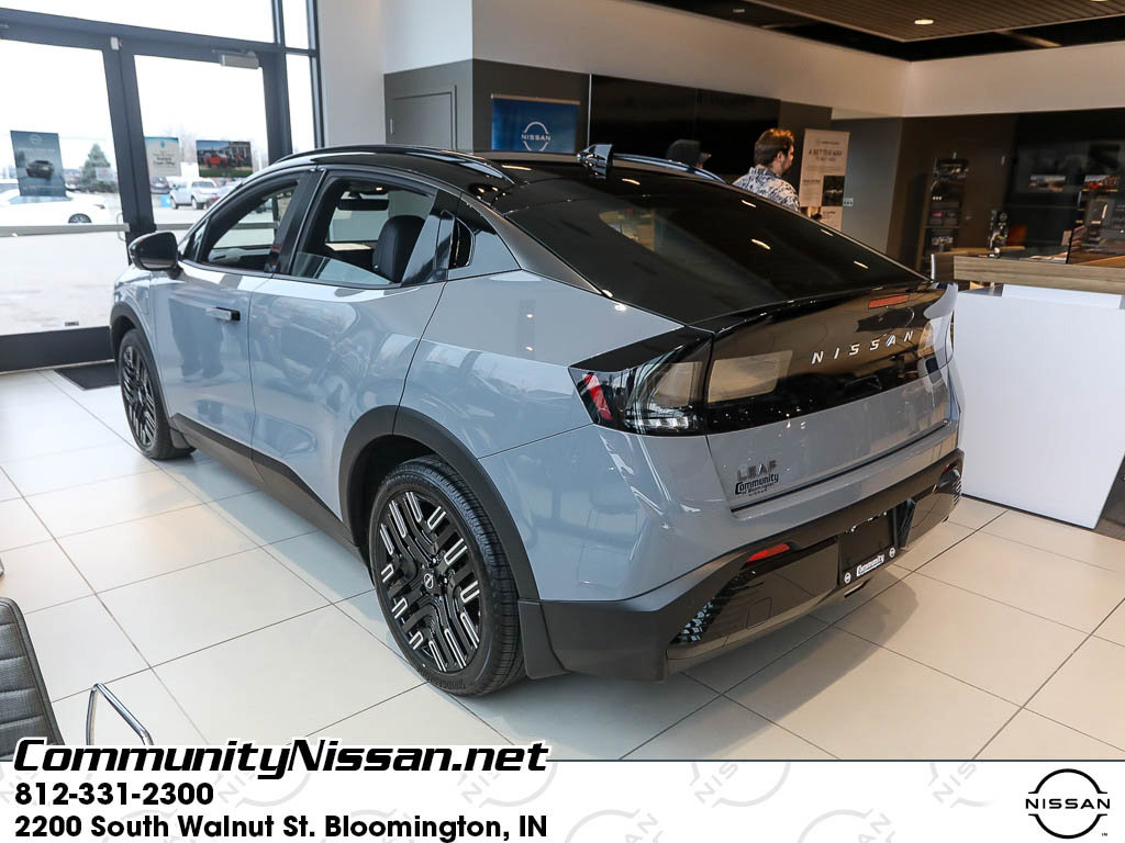 New 2026 Nissan Leaf Platinum+ w/ Cargo Package (Platinum+) FWD image 5
