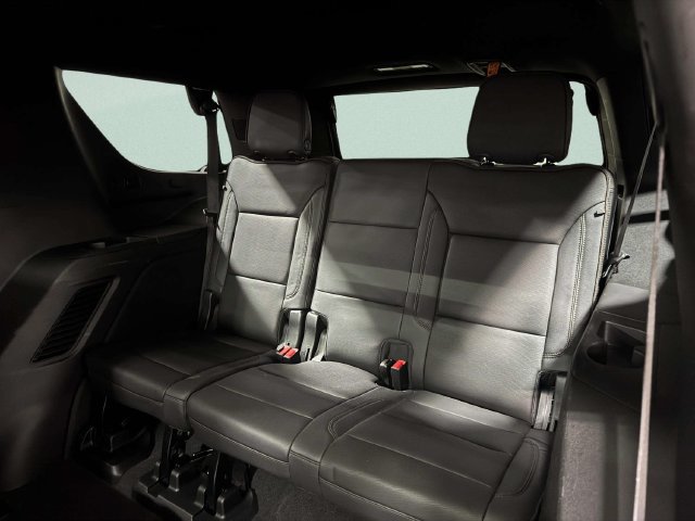 Used 2023 Chevrolet Tahoe High Country w/ Premium Package 2 AWD/4WD image 29