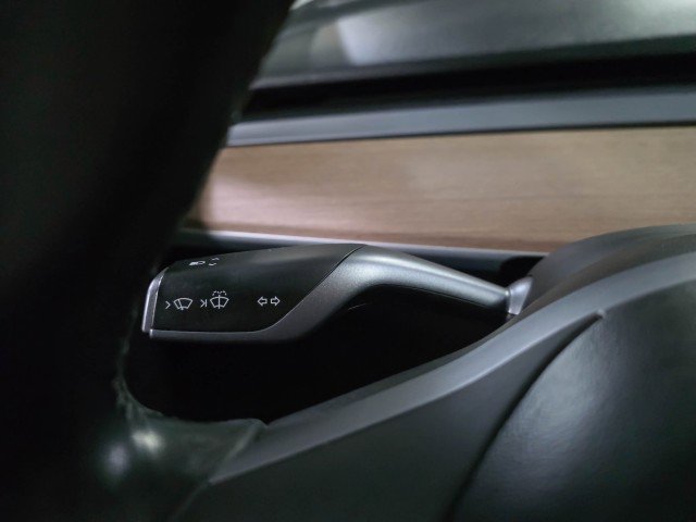 Used 2018 Tesla Model 3 Long Range image 22