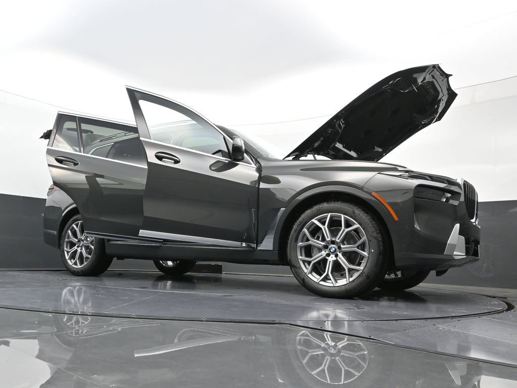 New 2026 BMW X7 xDrive40i image 48