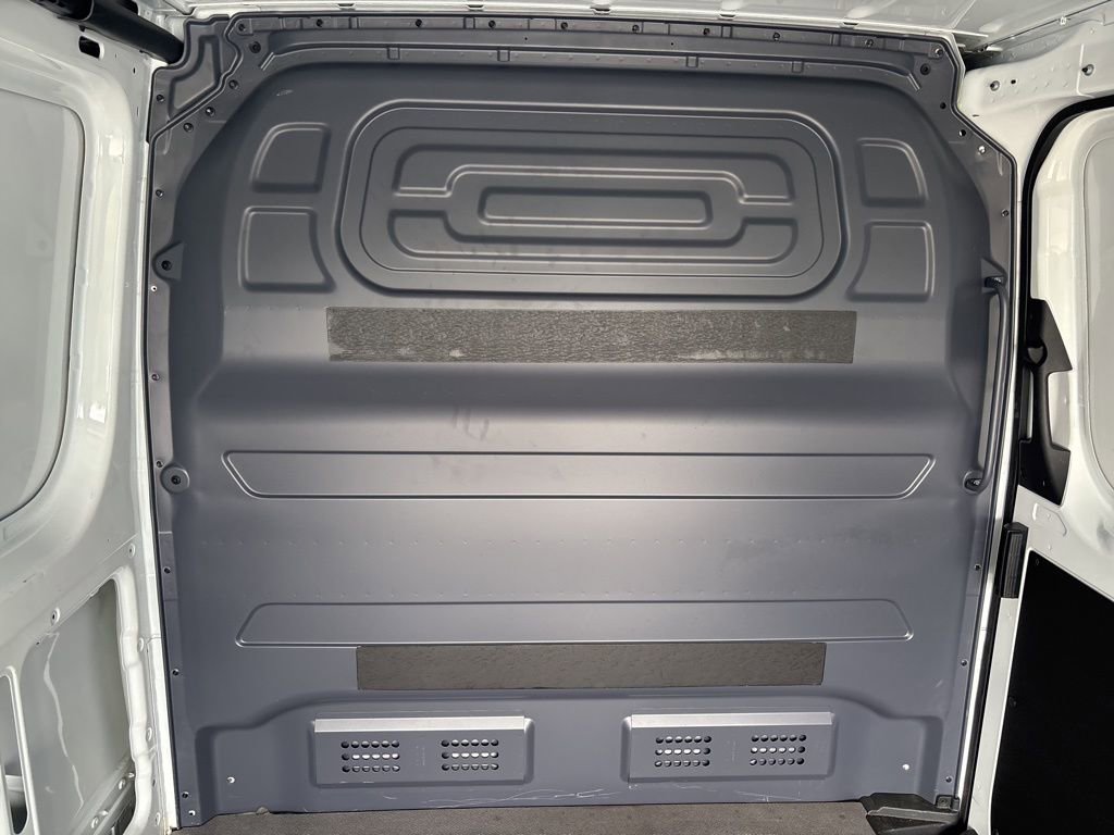 Used 2023 Mercedes-Benz Sprinter 144 Cargo image 15