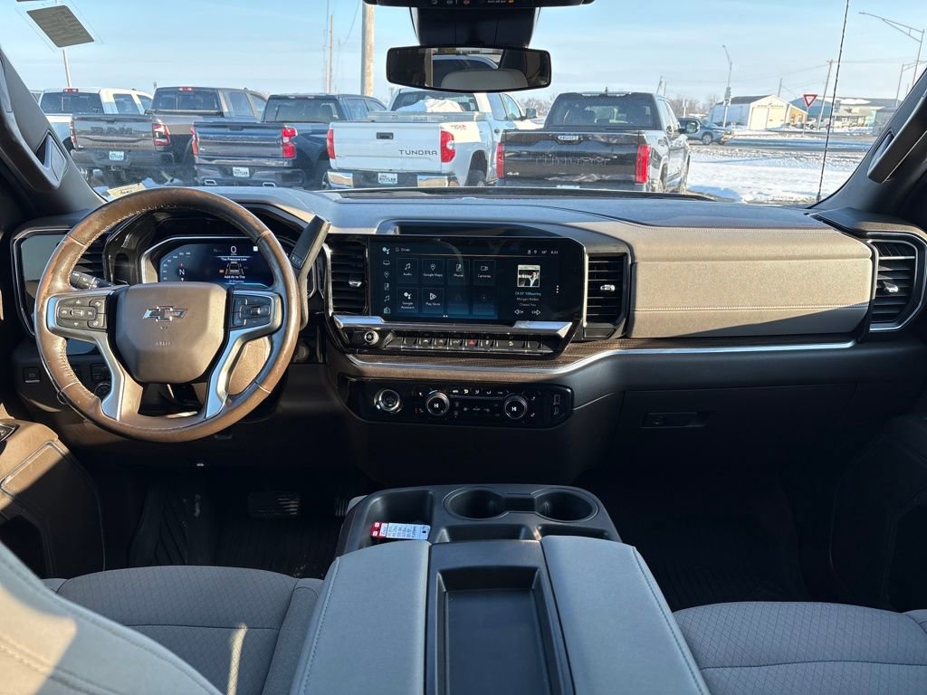 Used 2022 Chevrolet Silverado 1500 RST image 16