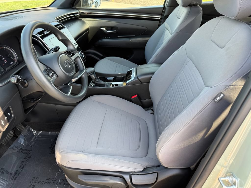 Used 2024 Hyundai Santa Cruz SE AWD/4WD image 3