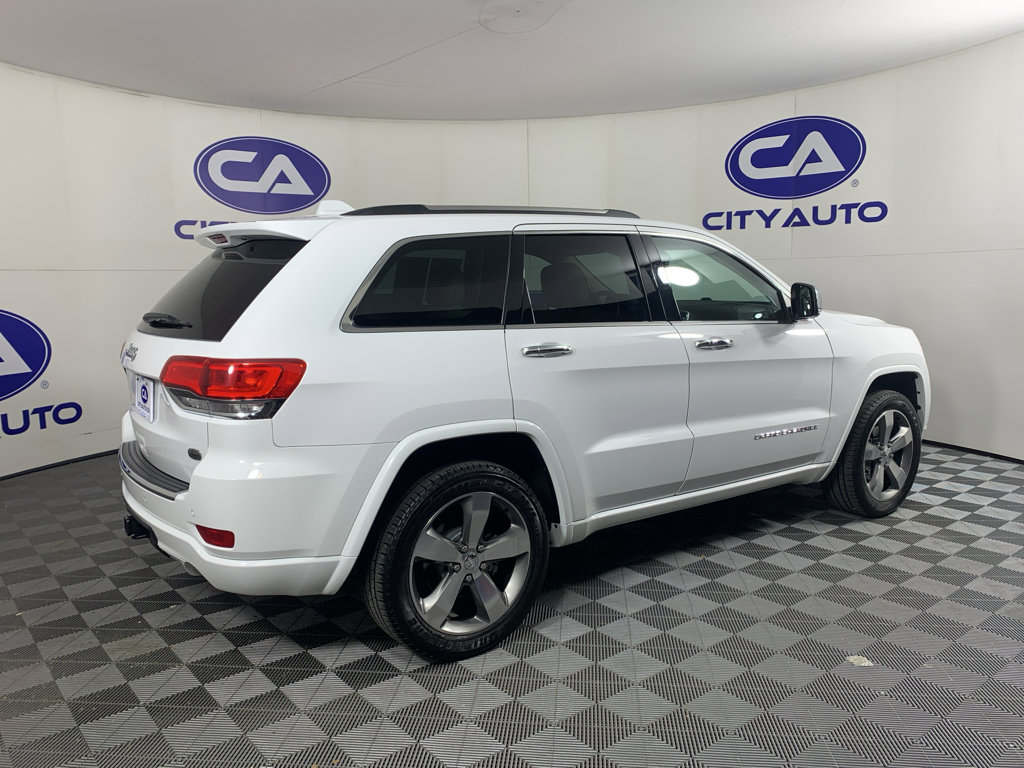 Used 2014 Jeep Grand Cherokee Overland image 3