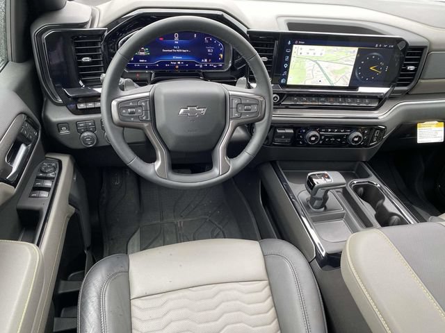 Used 2025 Chevrolet Silverado 1500 ZR2 w/ Technology Package AWD/4WD image 4