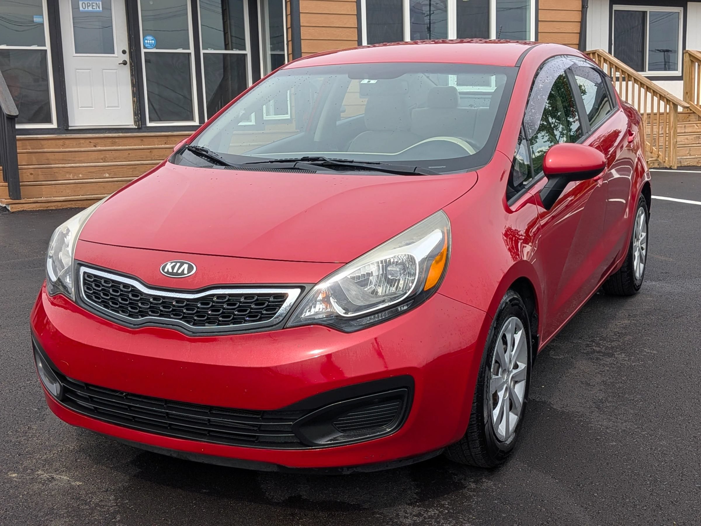 Used 2013 Kia Rio EX FWD image 2