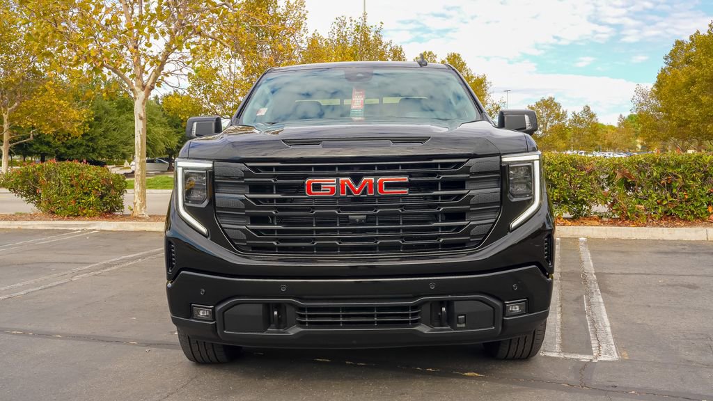 New 2026 GMC Sierra 1500 Elevation w/ Elevation Premium Package image 4