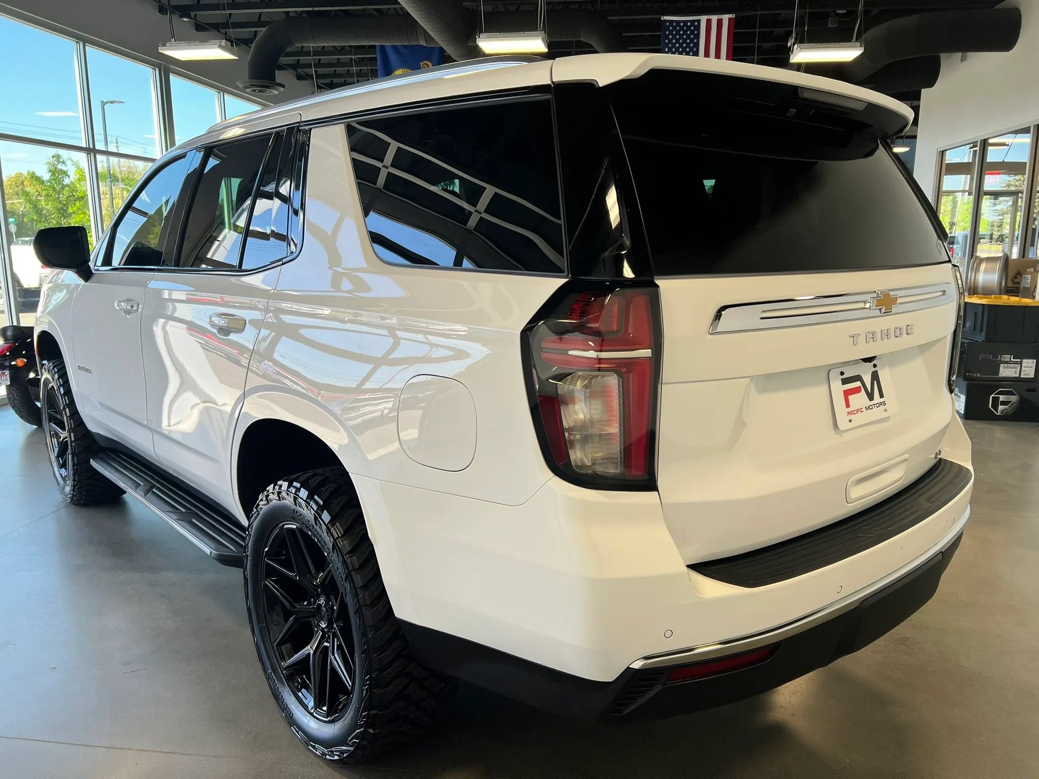 Used 2023 Chevrolet Tahoe LT AWD/4WD image 6