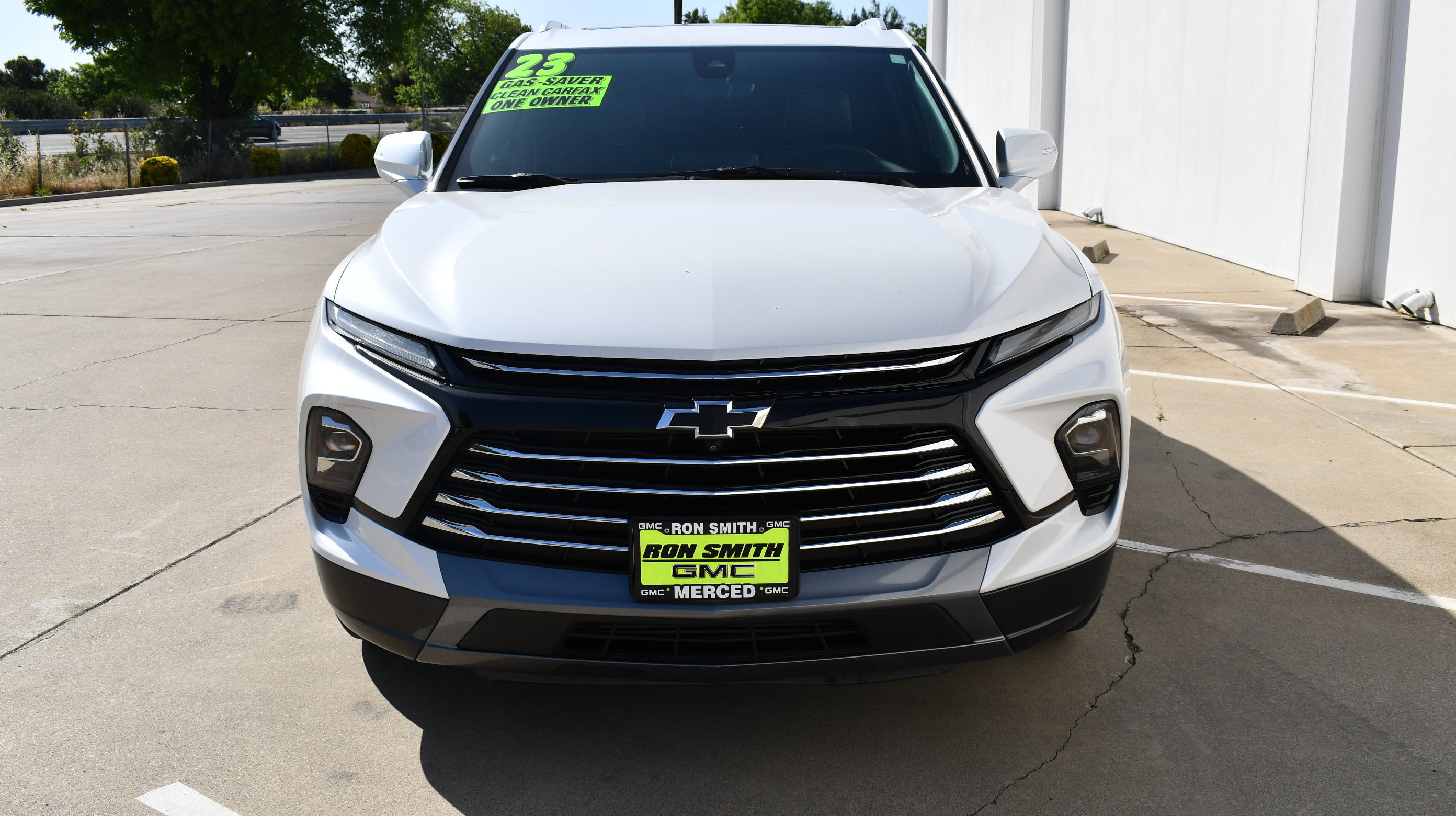 Used 2023 Chevrolet Blazer Premier w/ Driver Confidence II Package FWD image 3