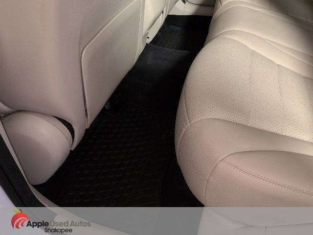 Used 2018 Mercedes-Benz GLC 300 4MATIC image 31