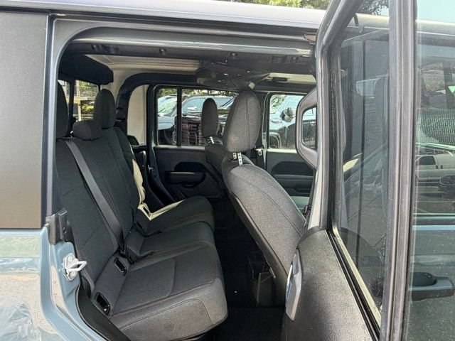 Used 2026 Jeep Gladiator Rubicon AWD/4WD image 30