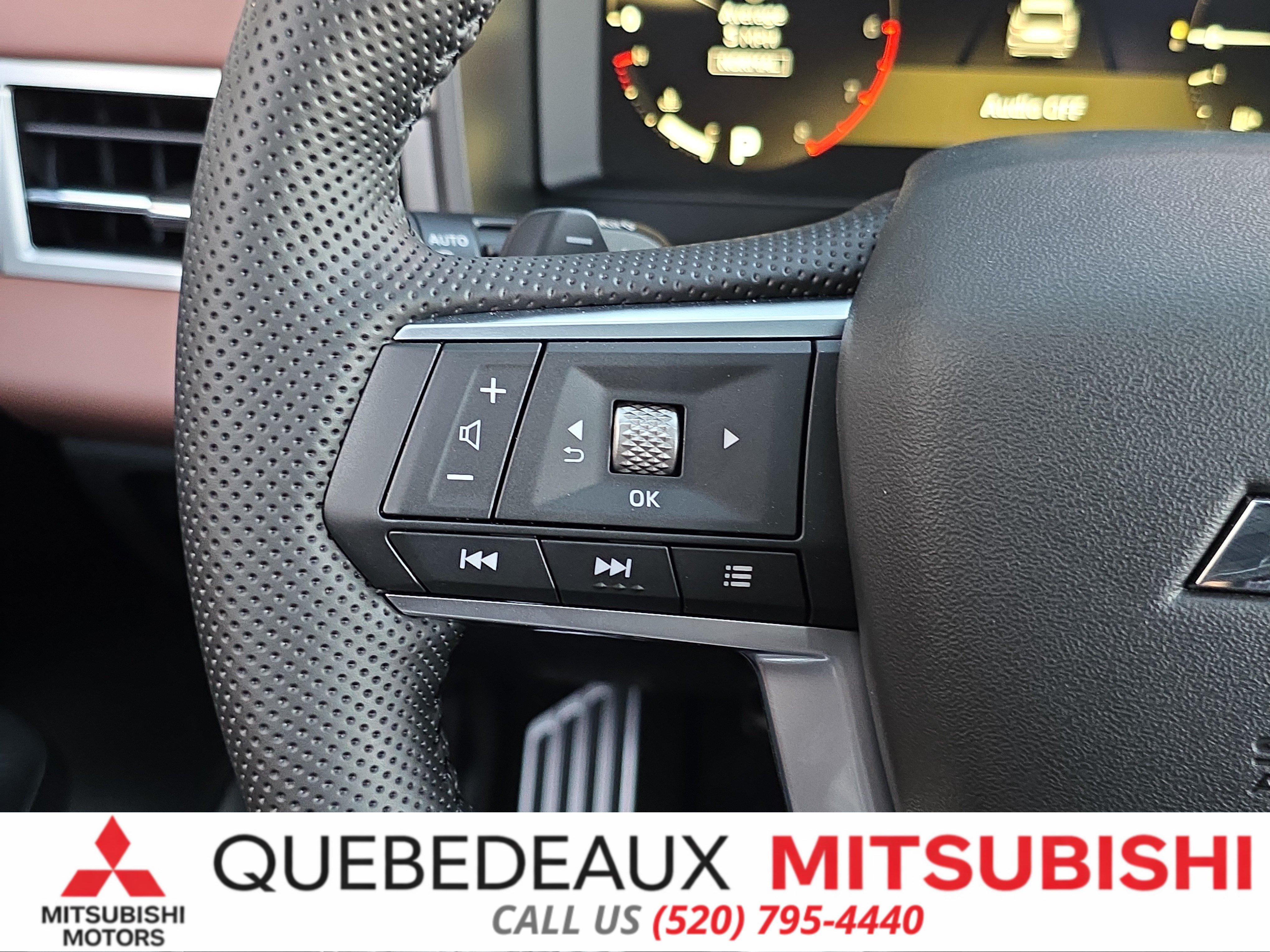 New 2026 Mitsubishi Outlander SEL FWD image 18