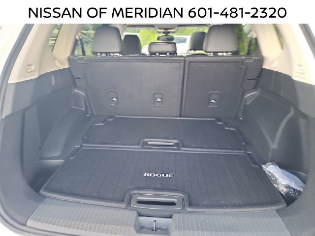 New 2026 Nissan Rogue Platinum w/ Platinum Premium Package AWD/4WD image 21