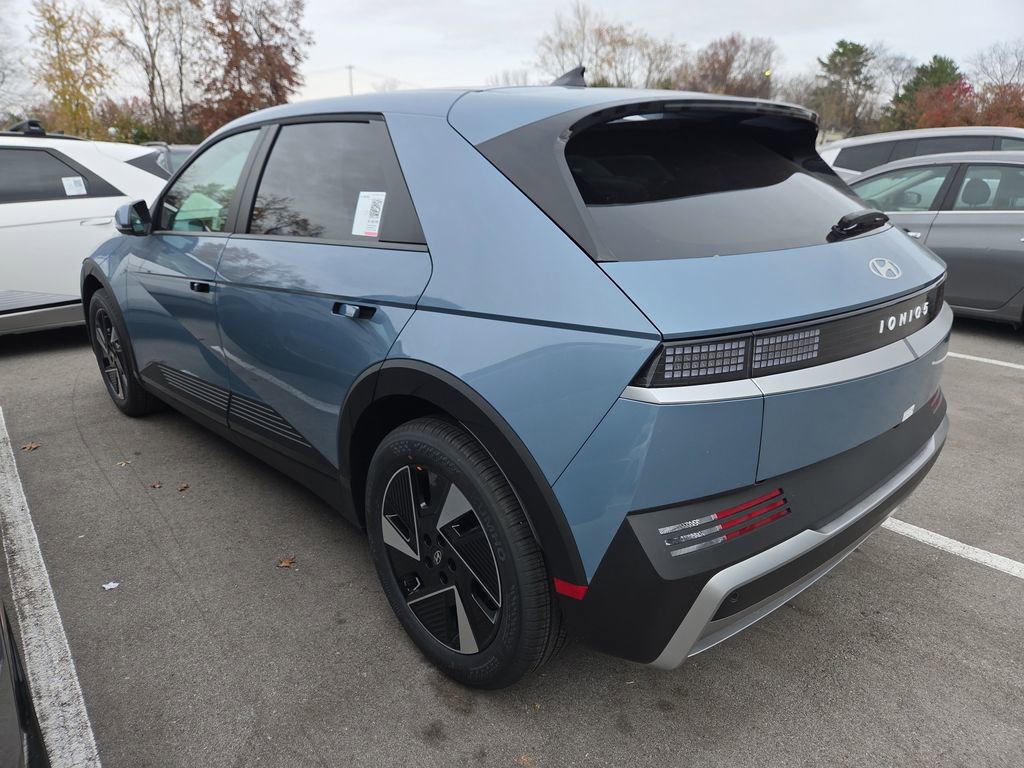 New 2026 Hyundai Ioniq 5 SE image 8
