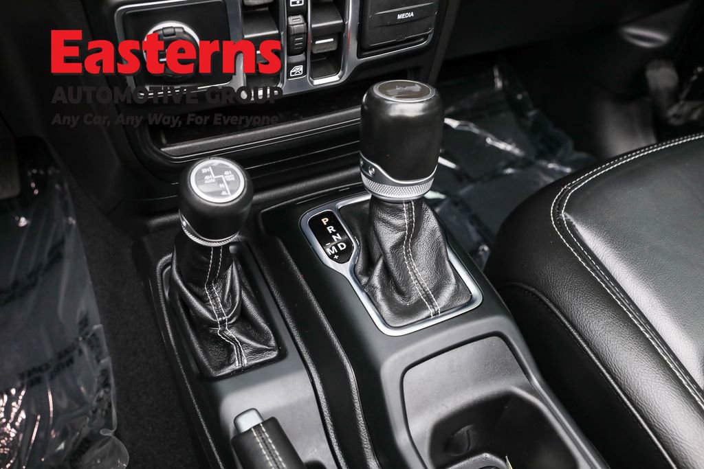 Used 2021 Jeep Wrangler Unlimited Sahara w/ Cold Weather Group image 13