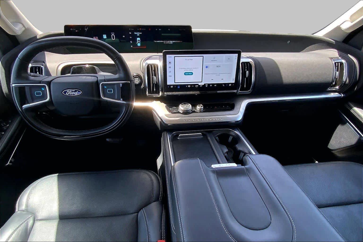 Used 2025 Ford Expedition Max Platinum AWD/4WD image 16